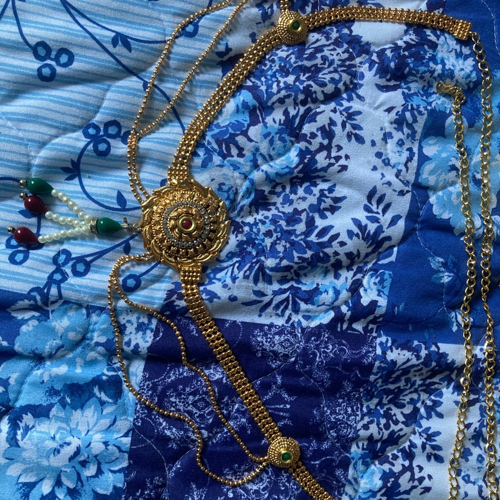 Indian accessory set - Picture 3 of 6